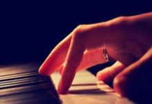 开云下载-切尔西绝杀AC米兰3:1，凯恩帽子戏法德甲